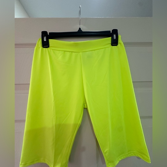 TRUE ROCK Neon Yellow Bike Shorts - Picture 1 of 3